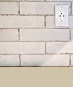 Tiling backsplash